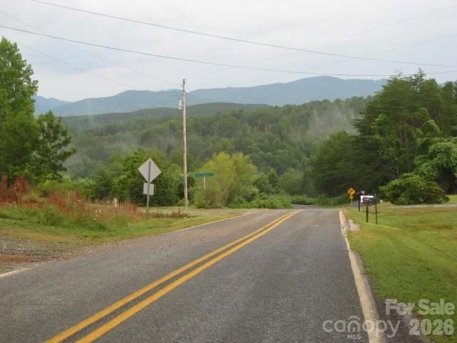 Photo of 409 Arrowood Road