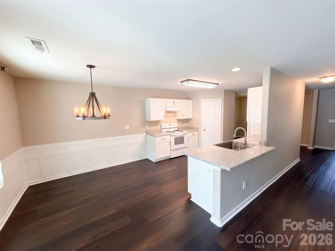 Photo of 838 Sorrel Lane