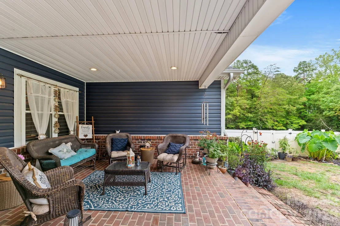 Photo of 1655 Antioch Road