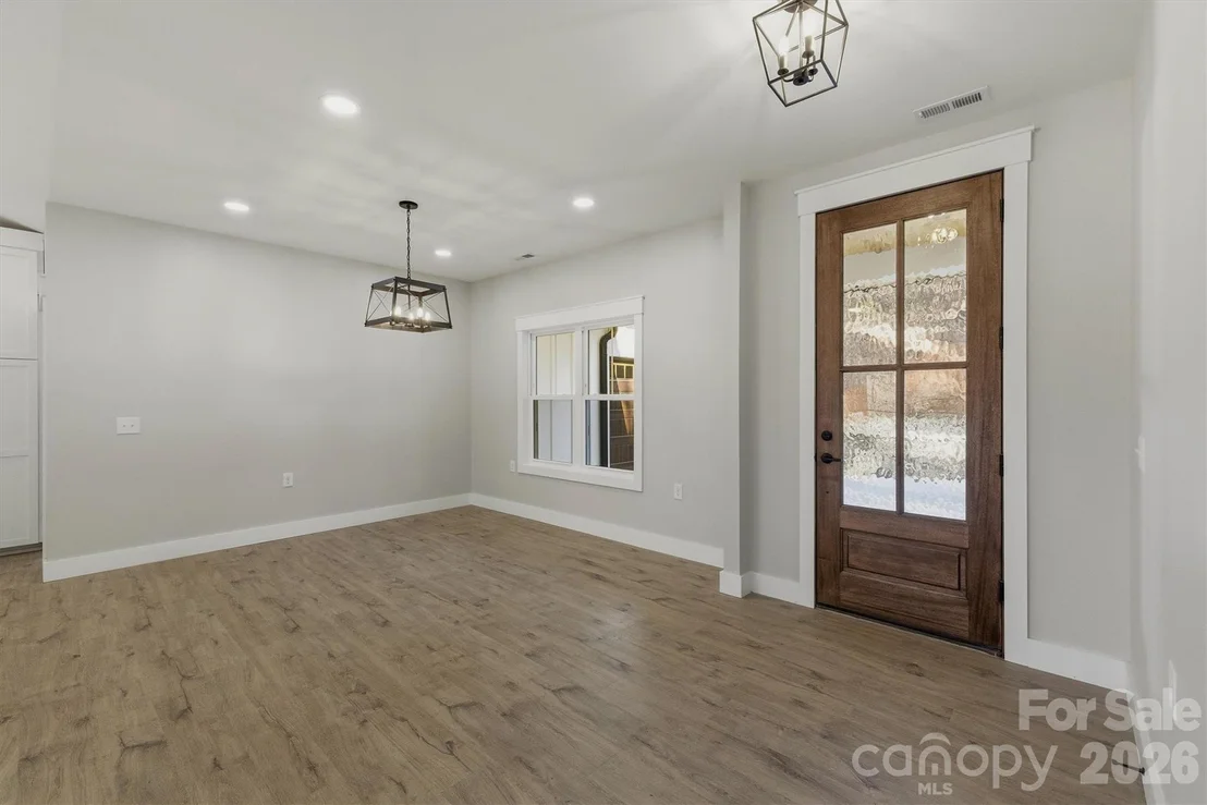 Photo of 291 Table Rock Trace NW