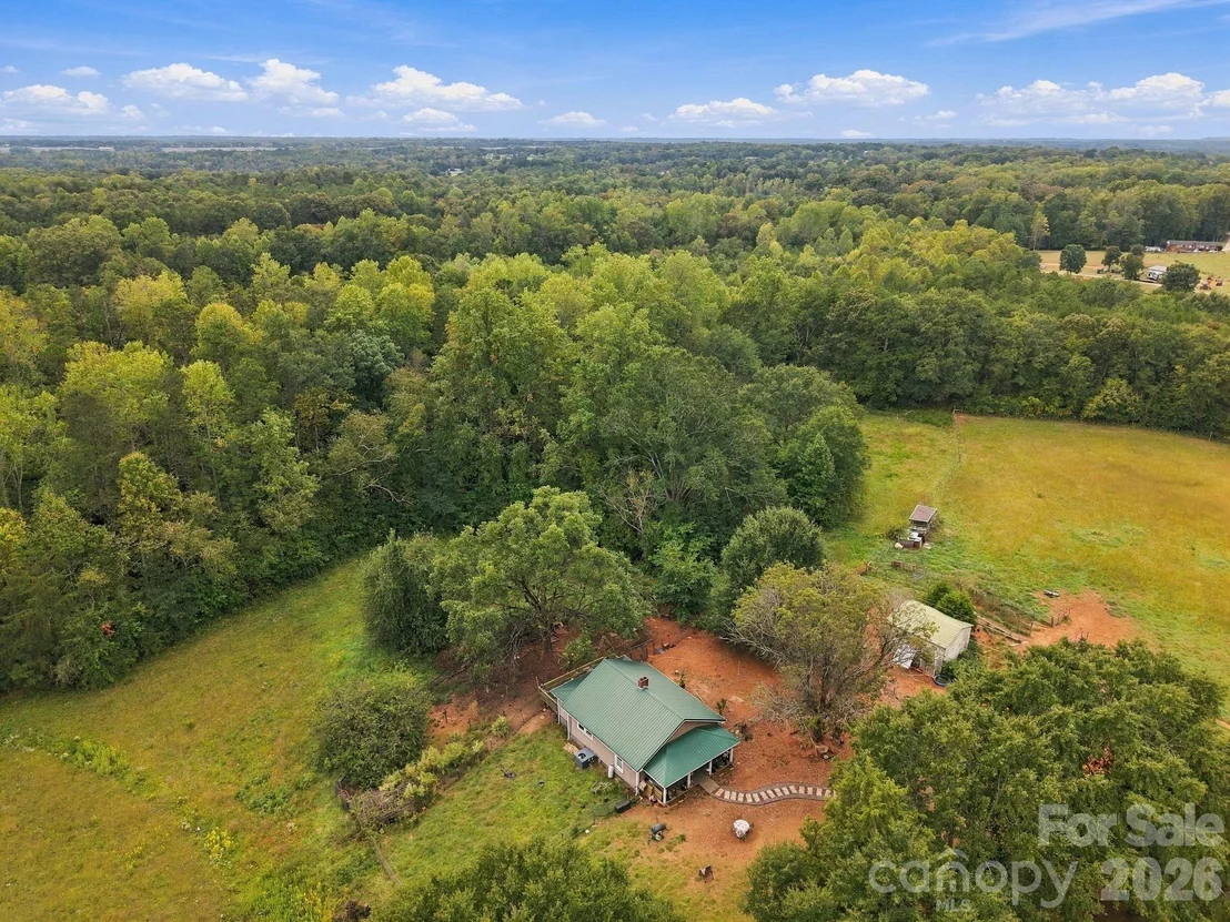 Photo of 250 Circus Trail