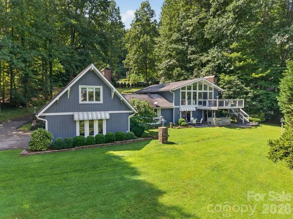 Photo of 865 Haven Drive