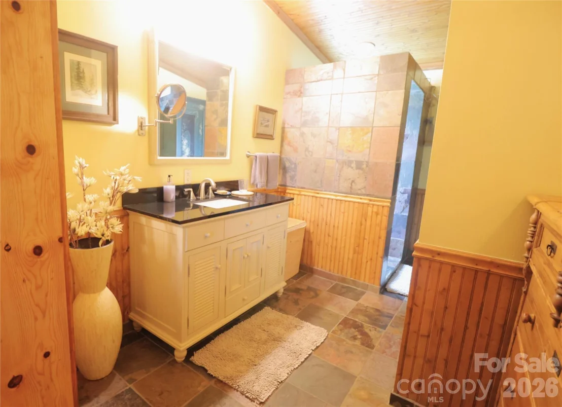 Photo of 141 Owl Haven Lane