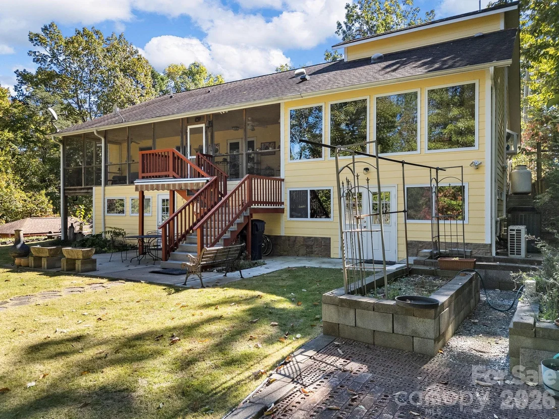 Photo of 160 Caledonia Road