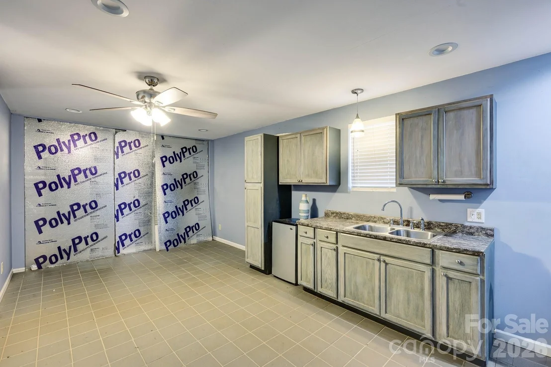 Photo of 303 Terry Road