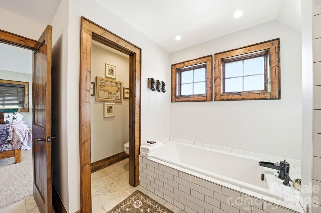 Photo of 23 Eagle Park Circle