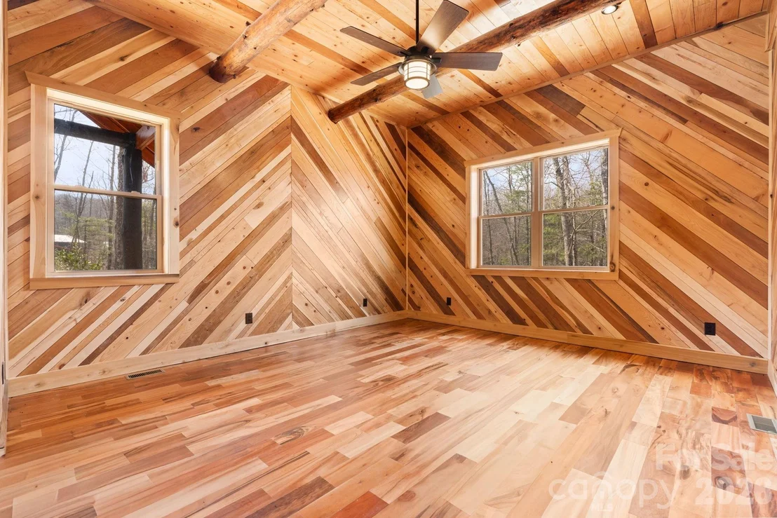 Photo of 449 Hampton Ridge Road