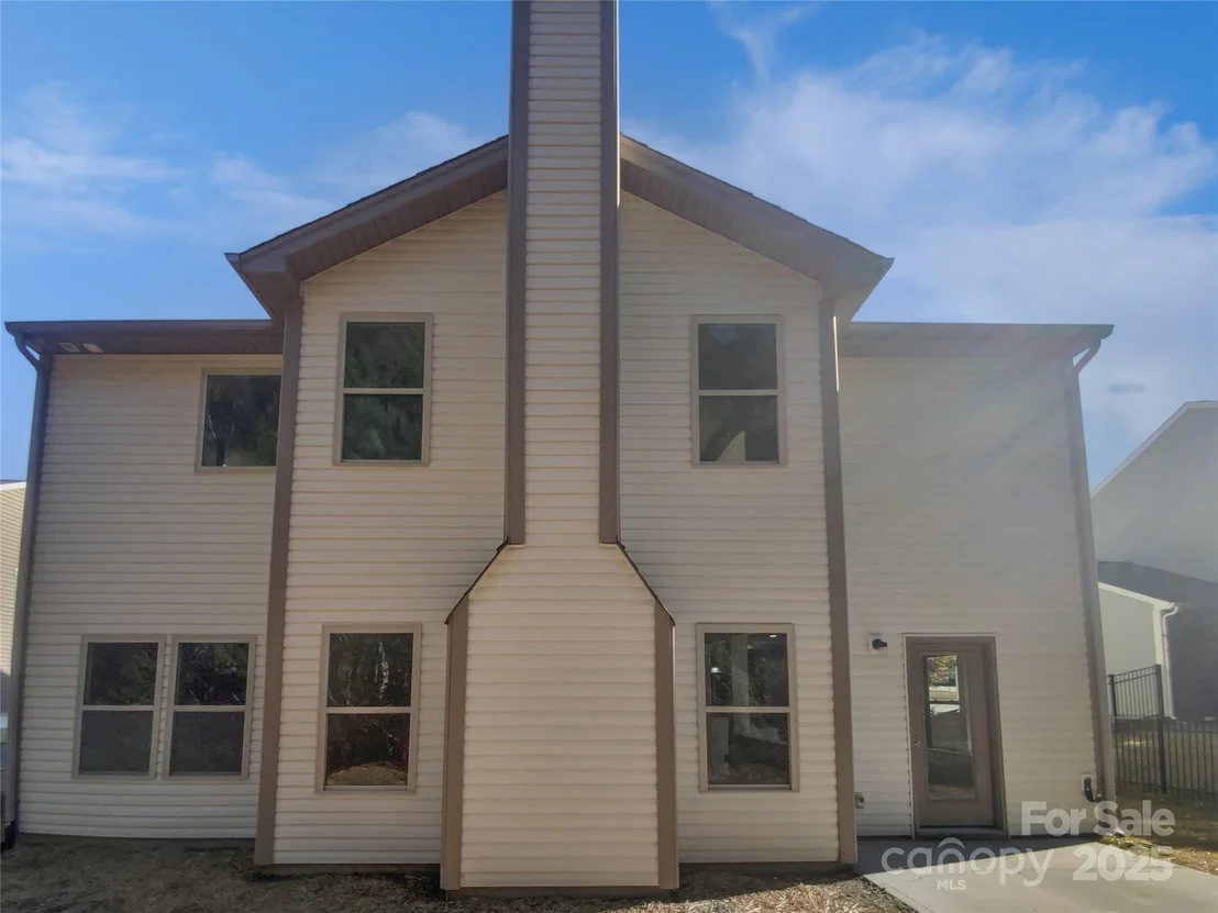 Photo of 3081 Crosswind Drive