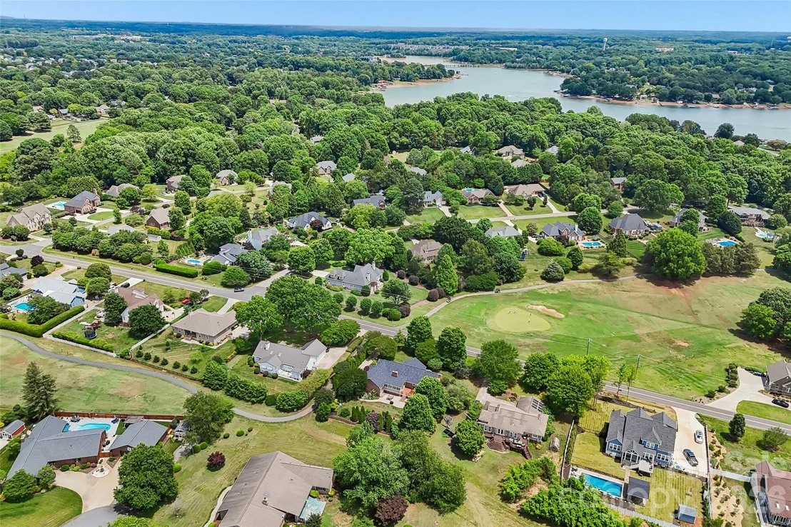 Photo of 320 Canvasback Road