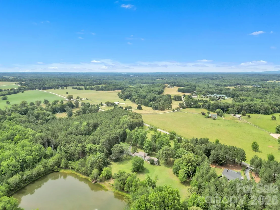 Photo of 412 Smith Road