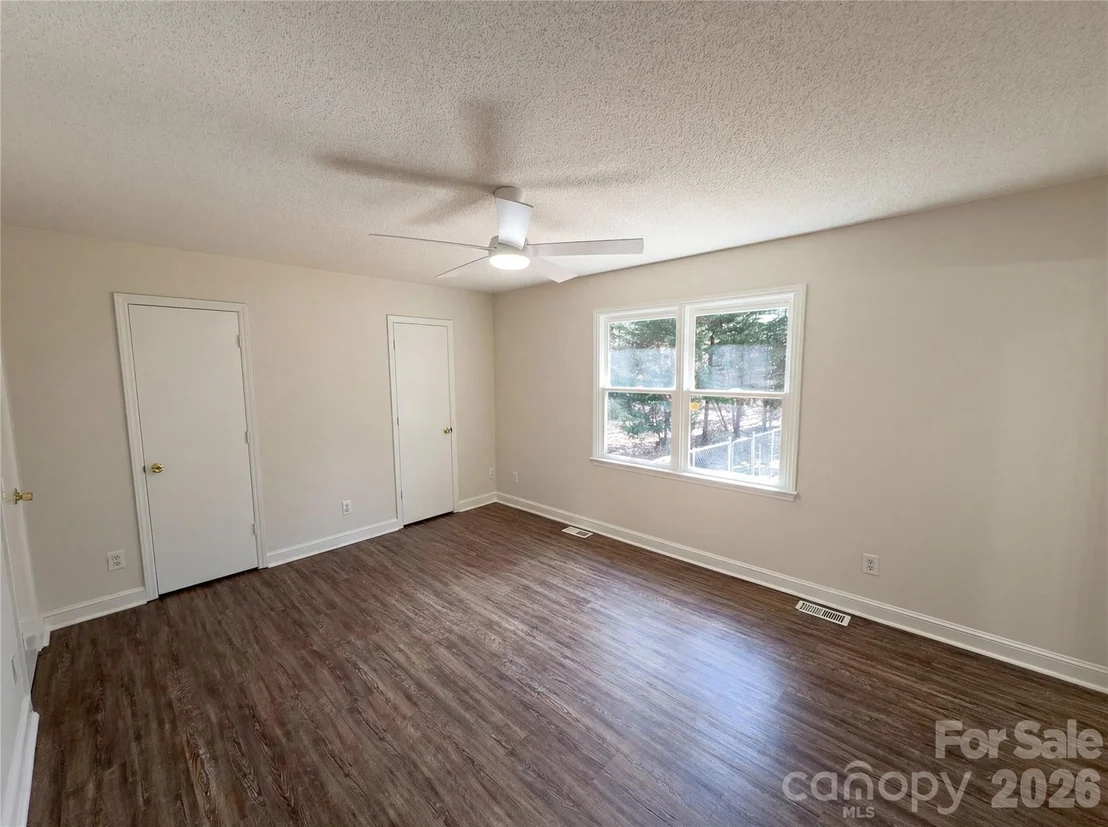 Photo of 16138 Substation Road