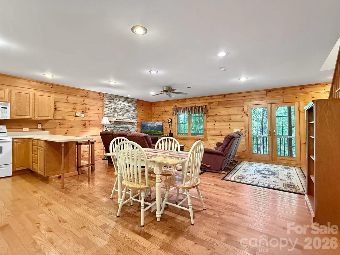 Photo of 219 Red Maple Lane