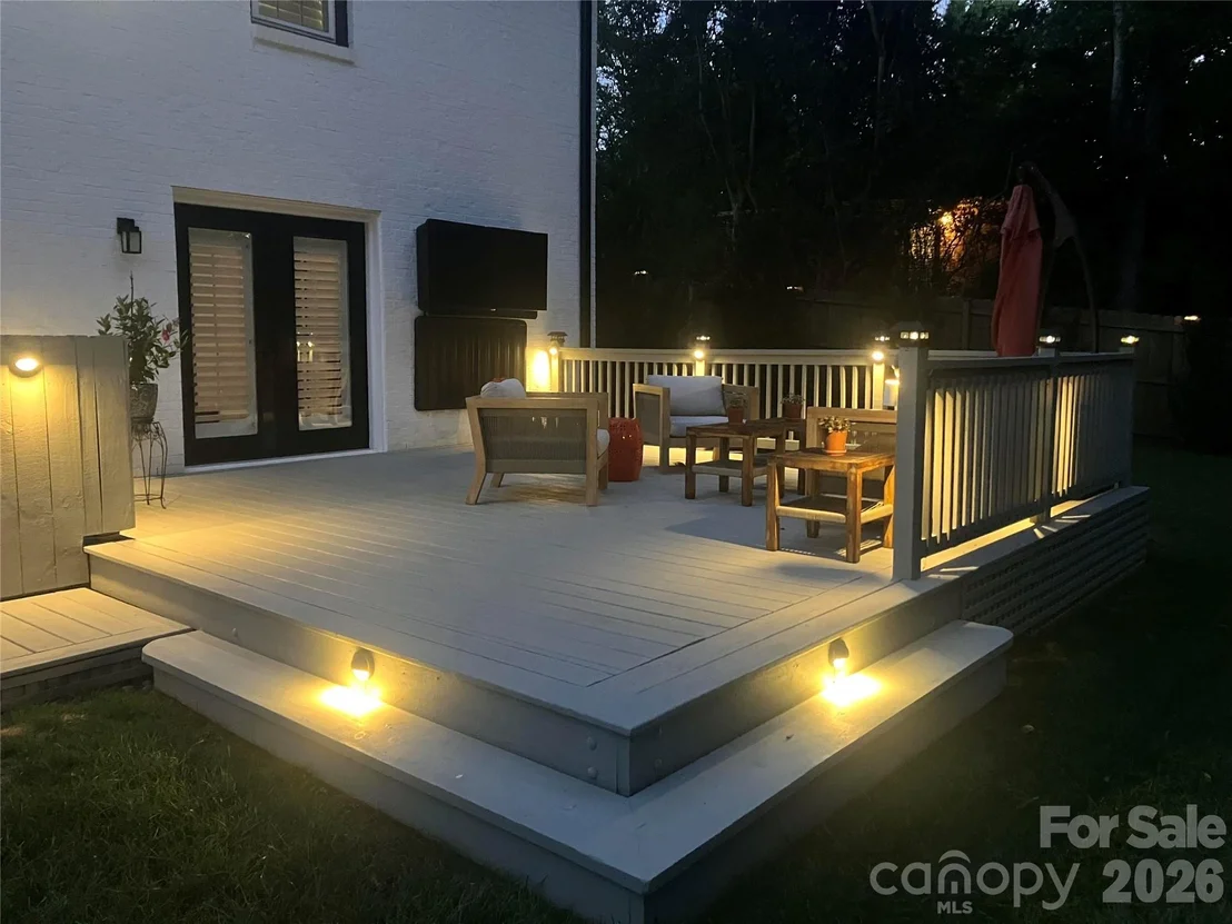 Photo of 5917 Doncaster Drive