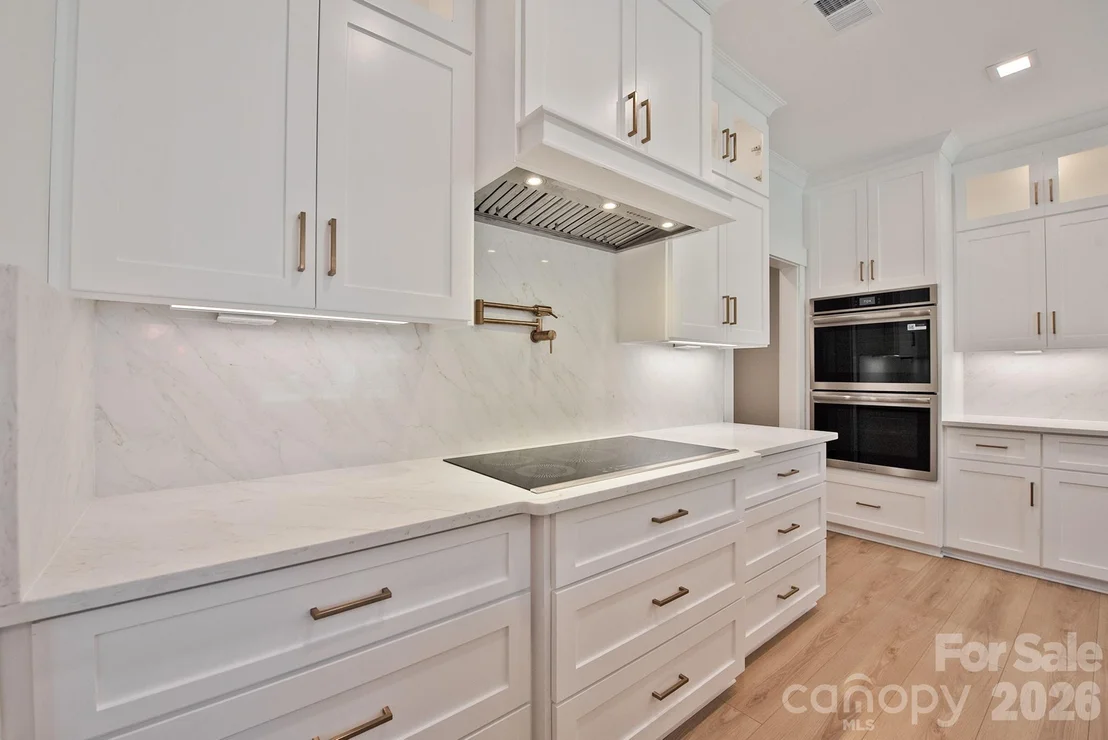 Photo of 935 Lake Wright Road