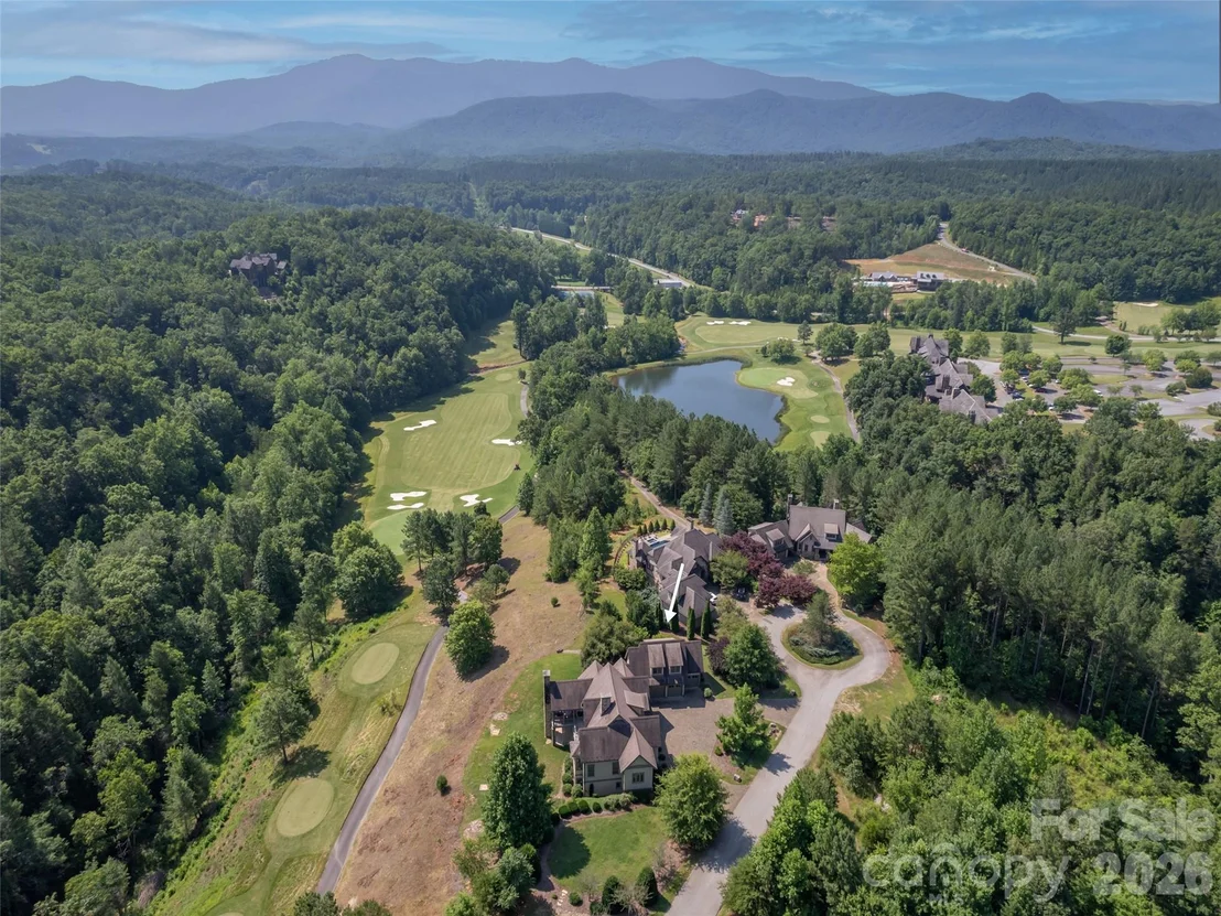 Photo of 565 Chestertown Drive
