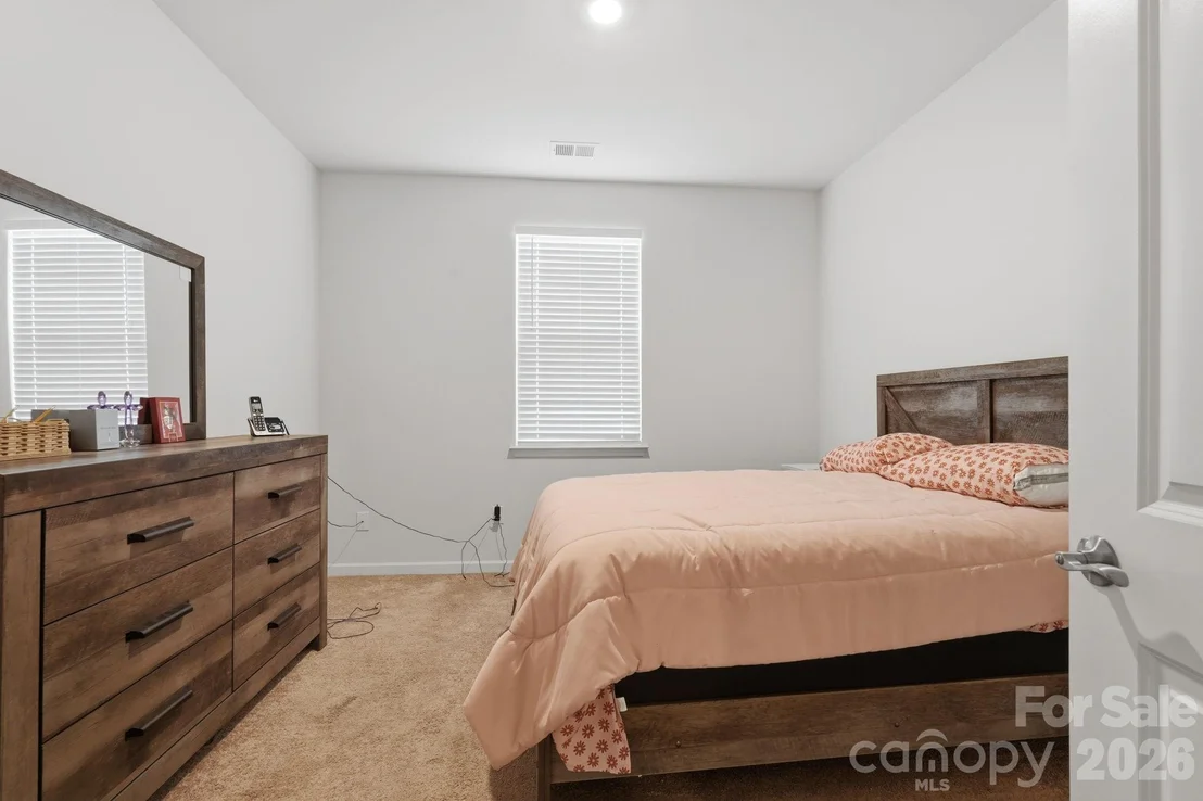 Photo of 1404 Greenock Lane