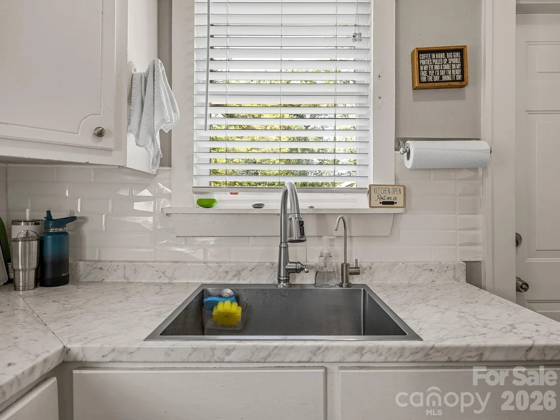 Photo of 110 Grady Avenue