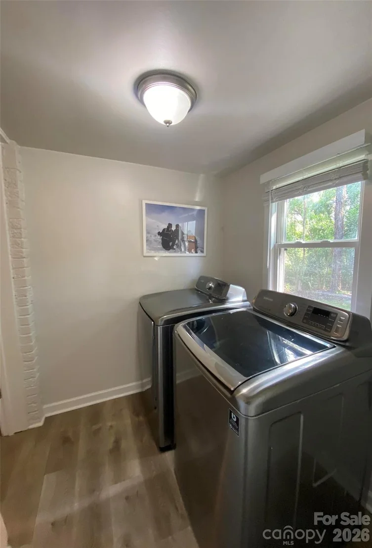 Photo of 2906 Rush Avenue