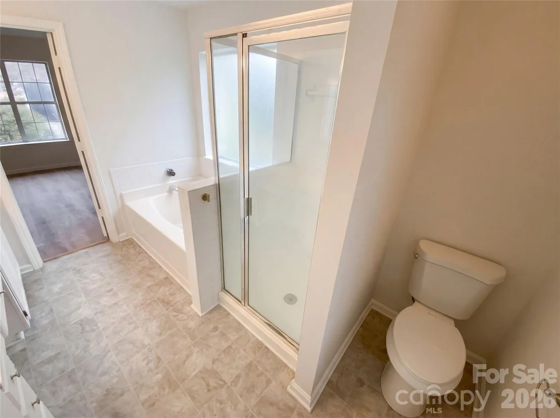 Photo of 5719 Rocbridge Lane