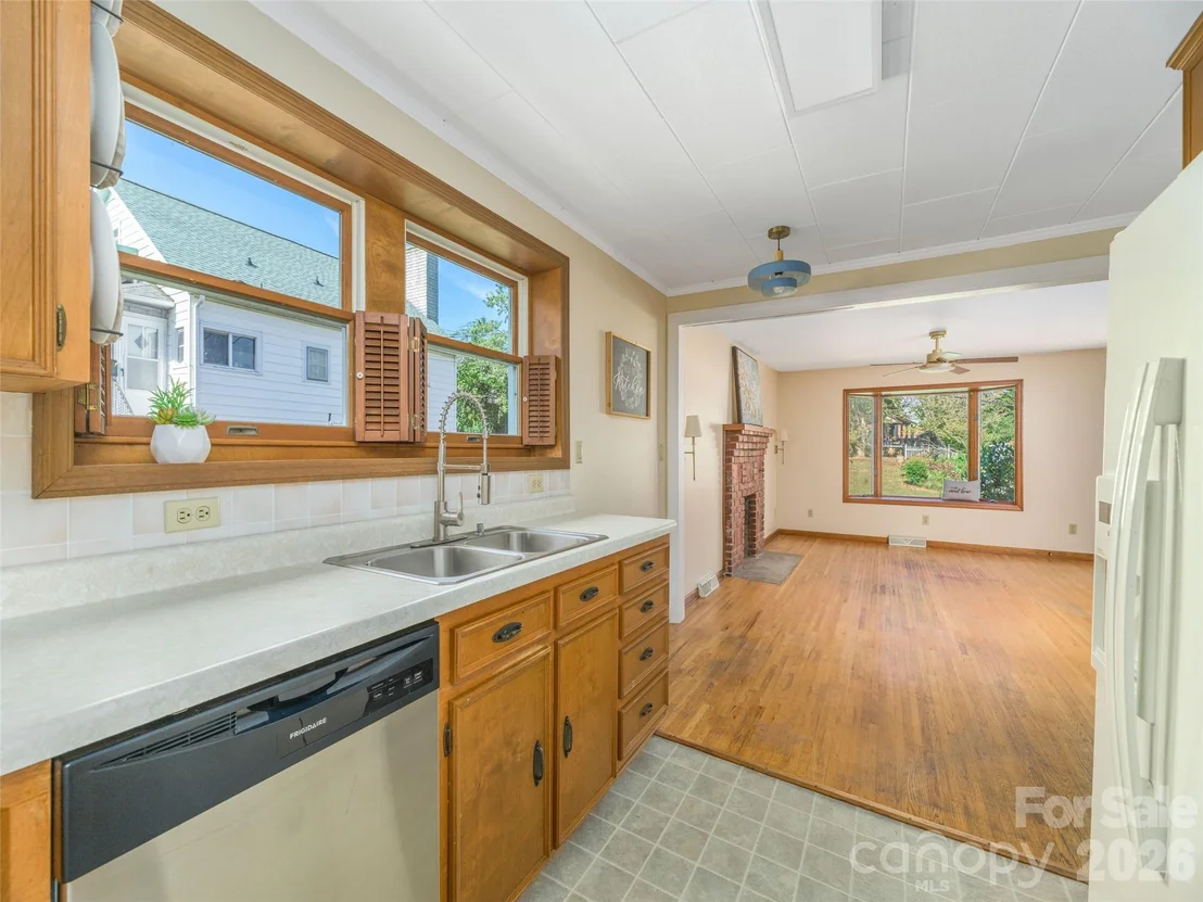 Photo of 135 Patton Avenue