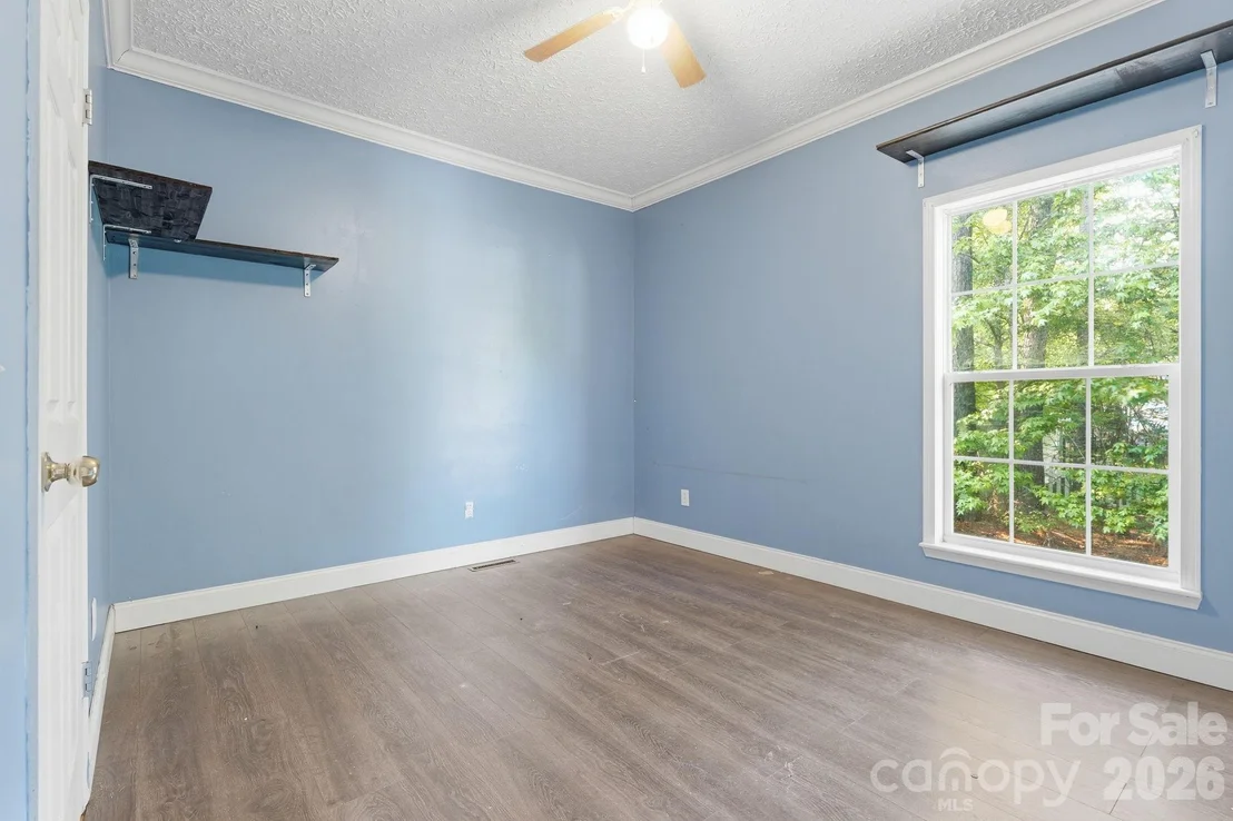 Photo of 2825 Sweeping Pine Lane