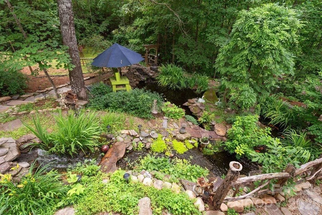 Photo of 175 Green Hills Road