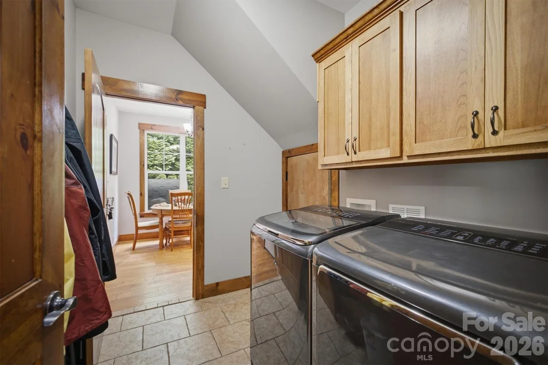 Photo of 2185 Cottage Park Road