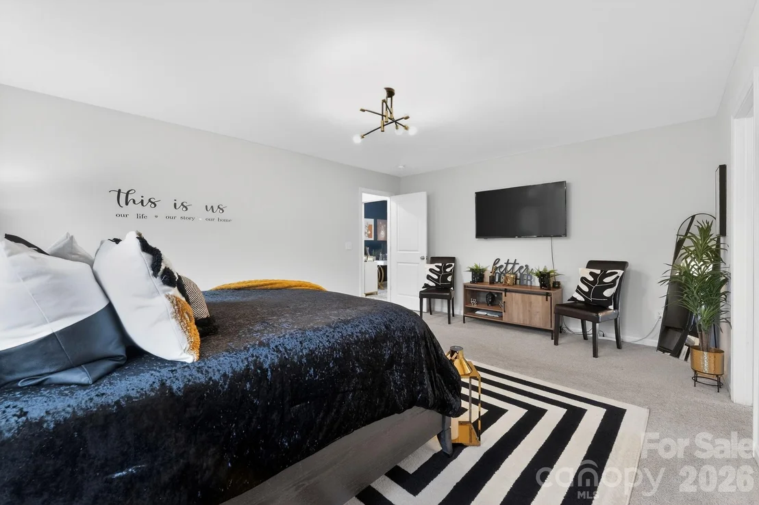 Photo of 1101 Freeman View Drive