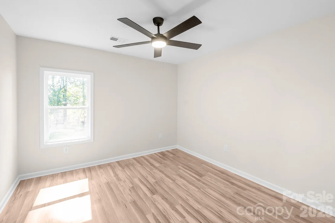 Photo of 500 Gregory Road