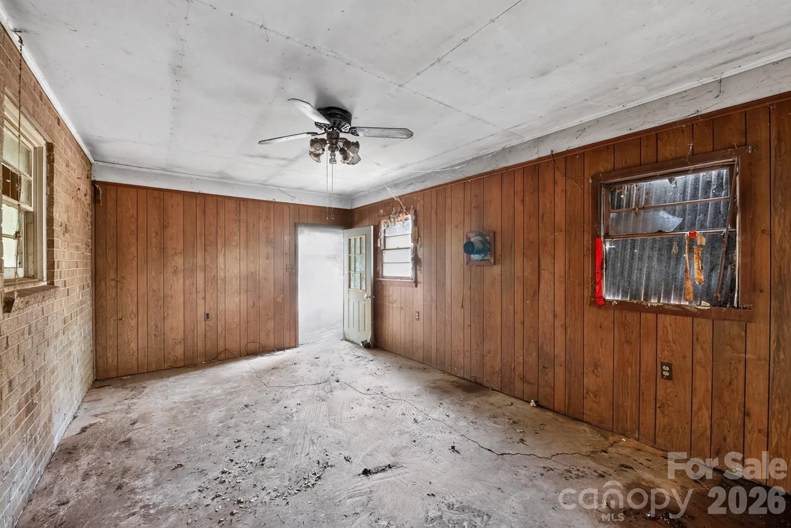 Photo of 1393 Field Circle