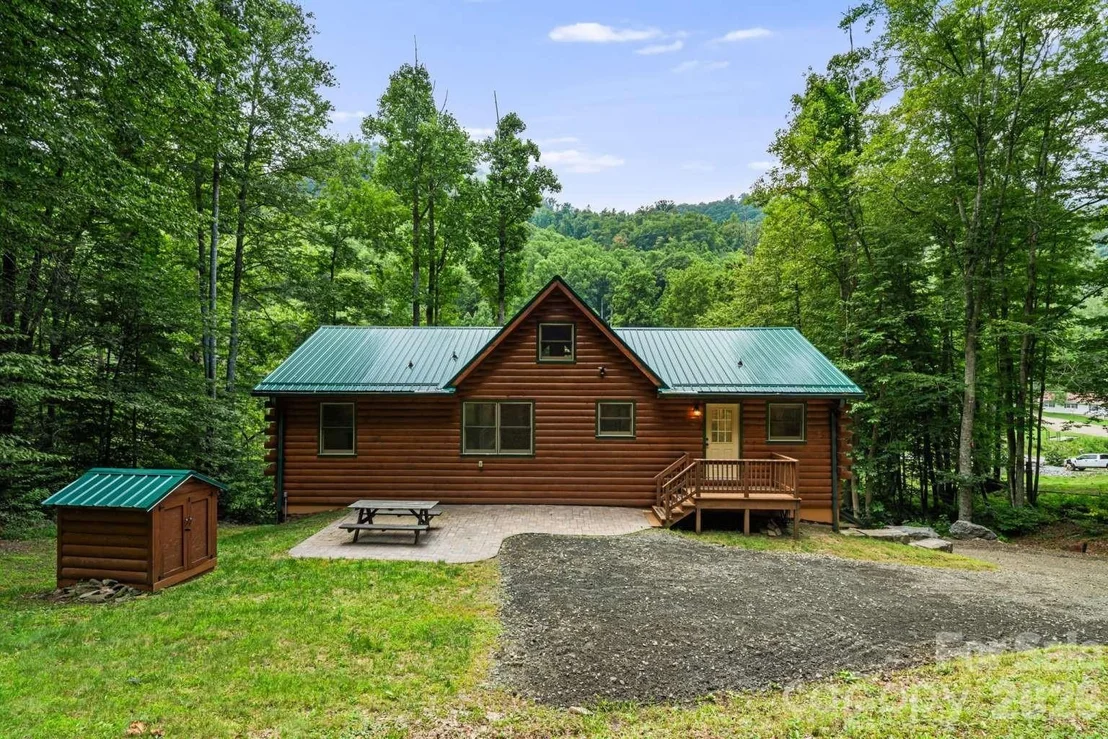 Photo of 382 Paint Fork Road