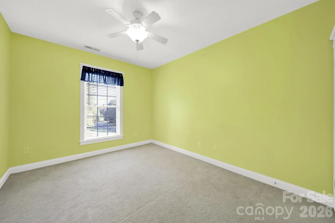 Photo of 1512 Calvin Hal Road