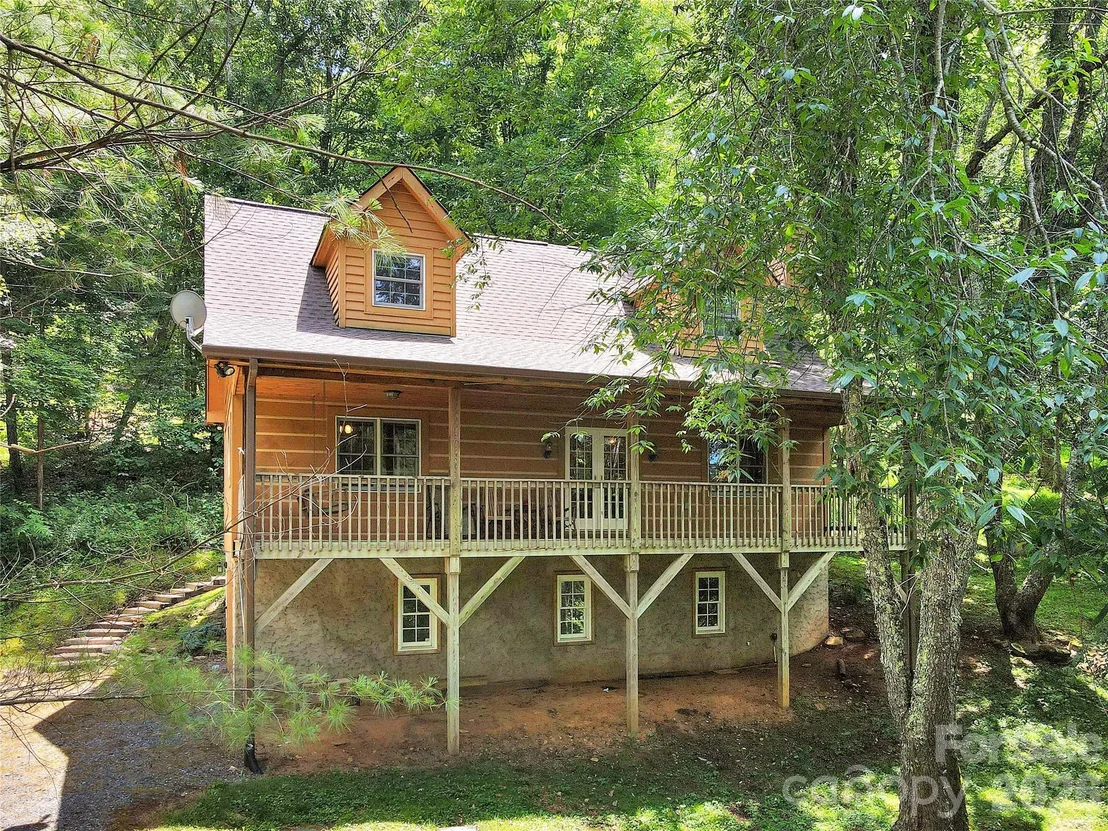 Photo of 219 Red Maple Lane