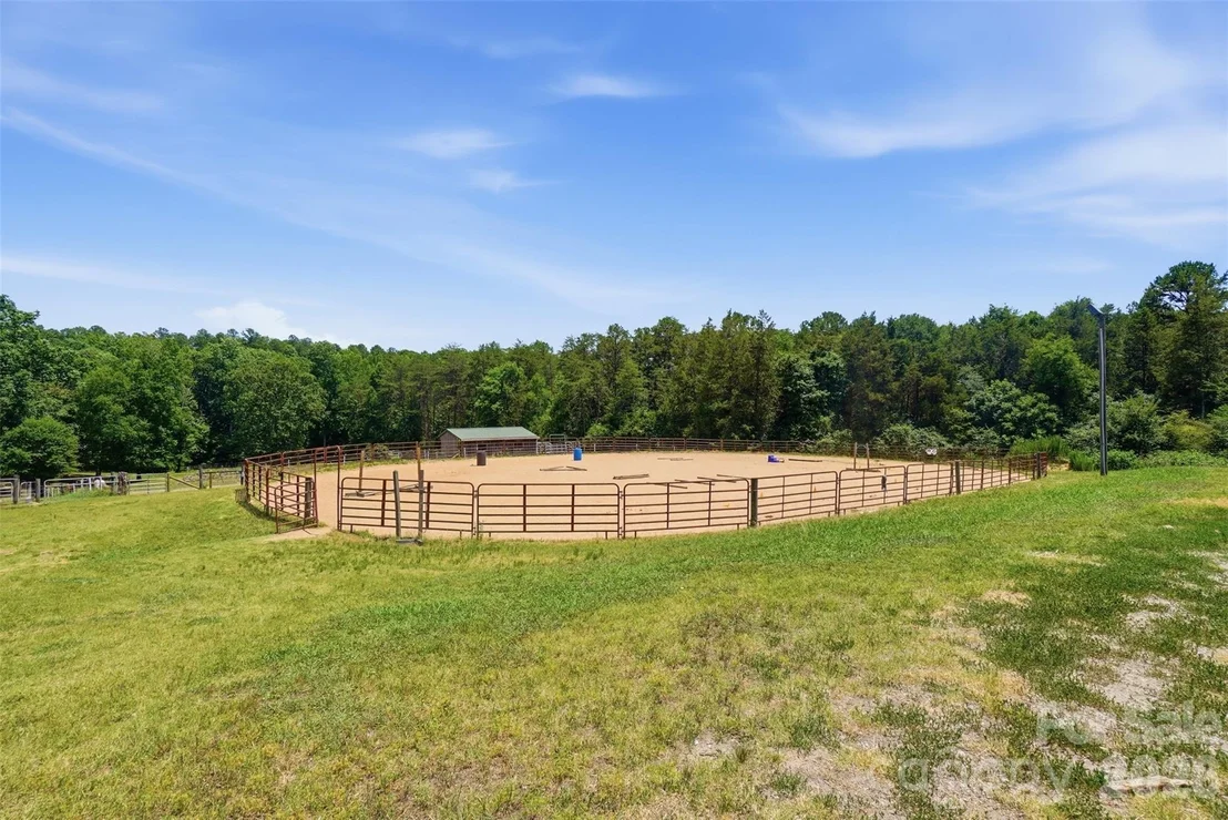 Photo of 5835 Kreps Road