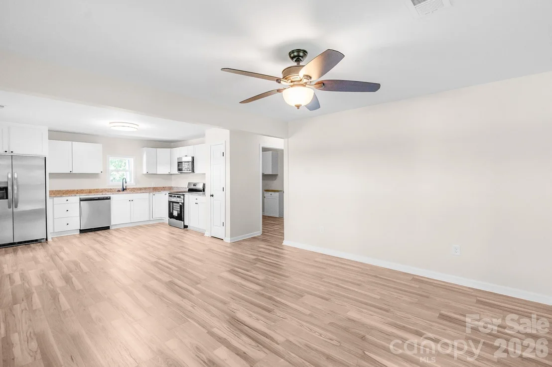 Photo of 500 Gregory Road