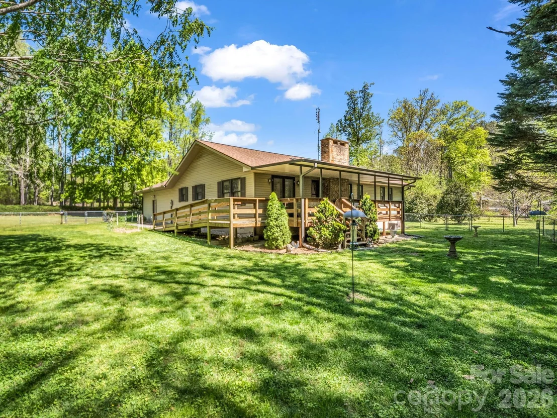 Photo of 80 Fox Briar Drive