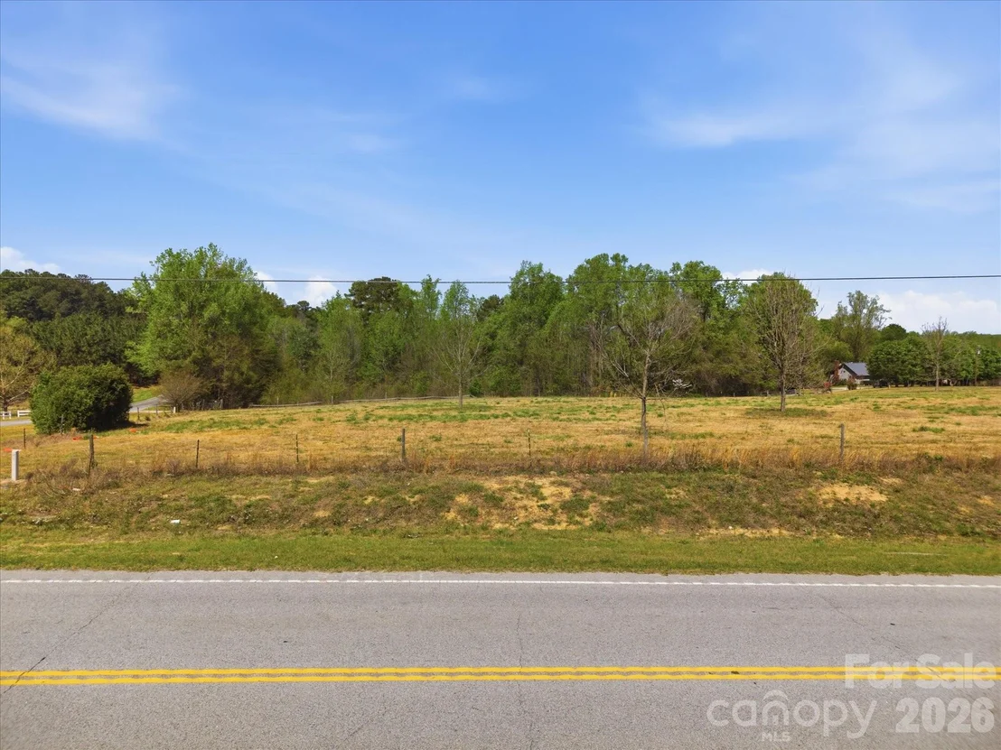 Photo of 52 Mcmillan Road