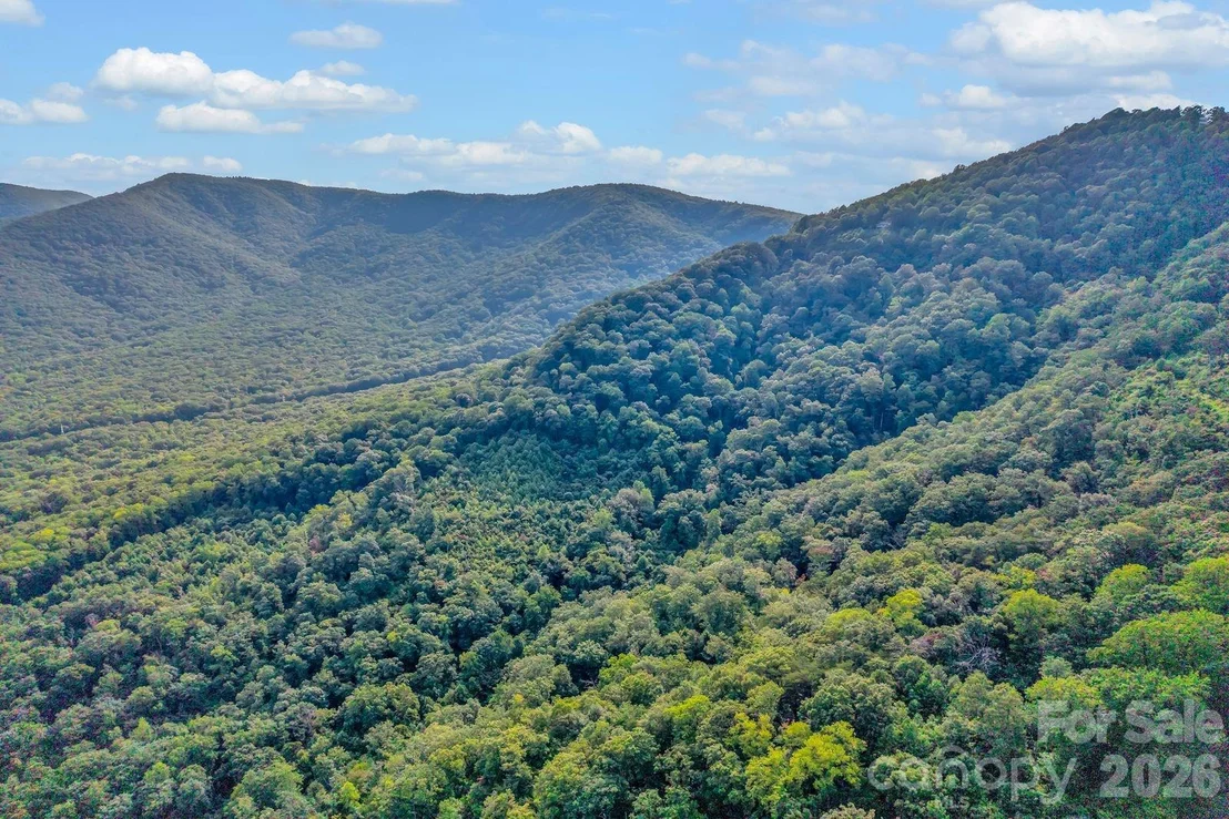 Photo of Unit 63 at 00 Hogback Mountain Road