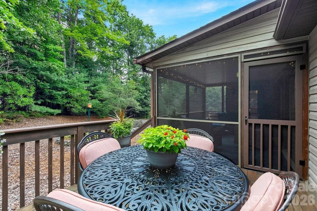 Photo of 542 Soquili Drive