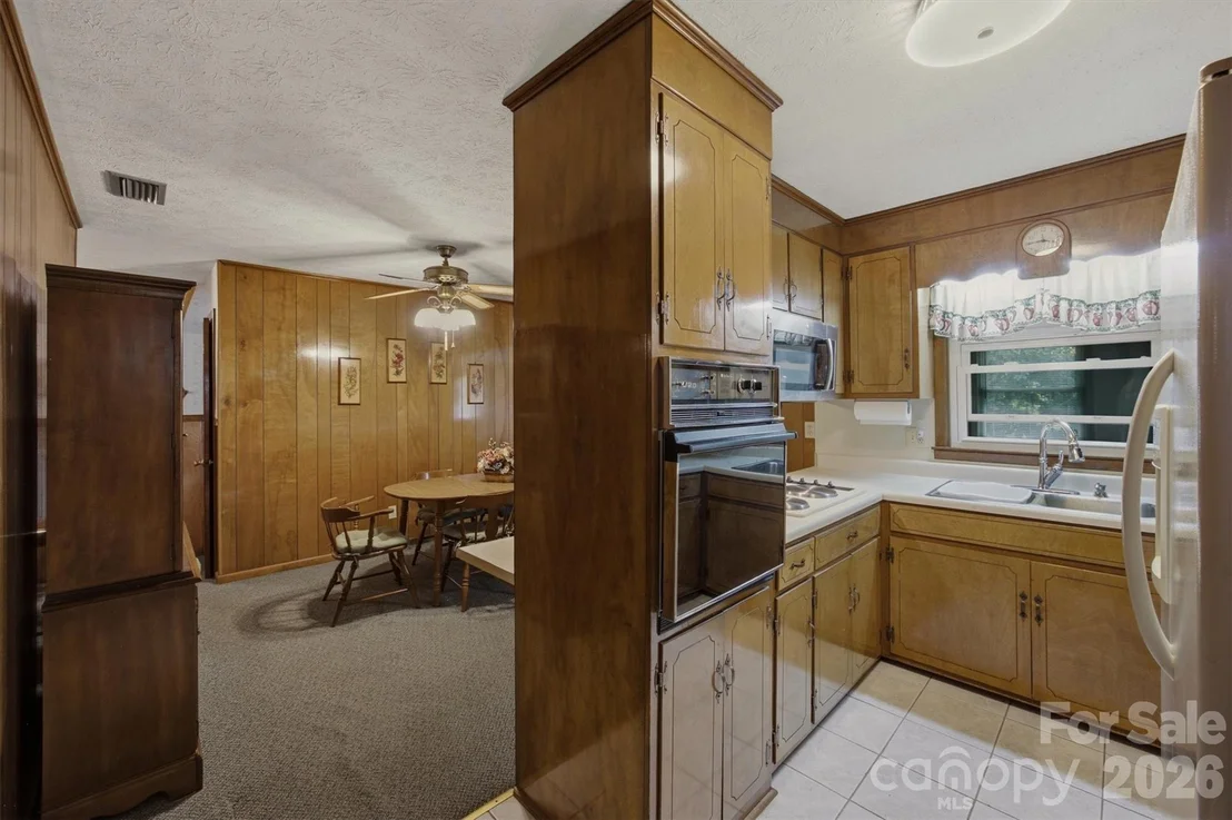 Photo of 2711 Fairway Acres Circle
