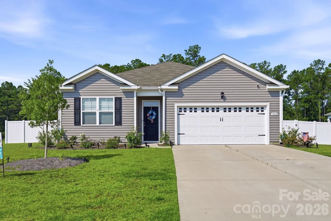 Photo of 1404 Greenock Lane