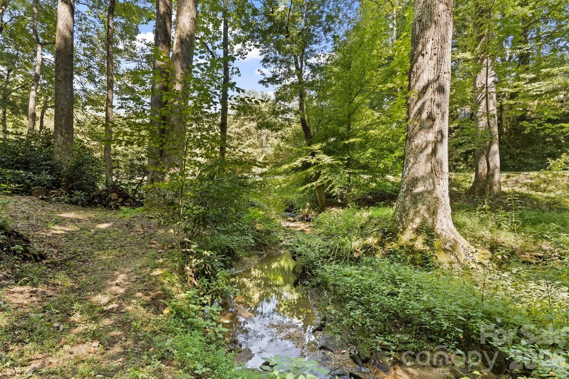 Photo of 400 Laurel Drive