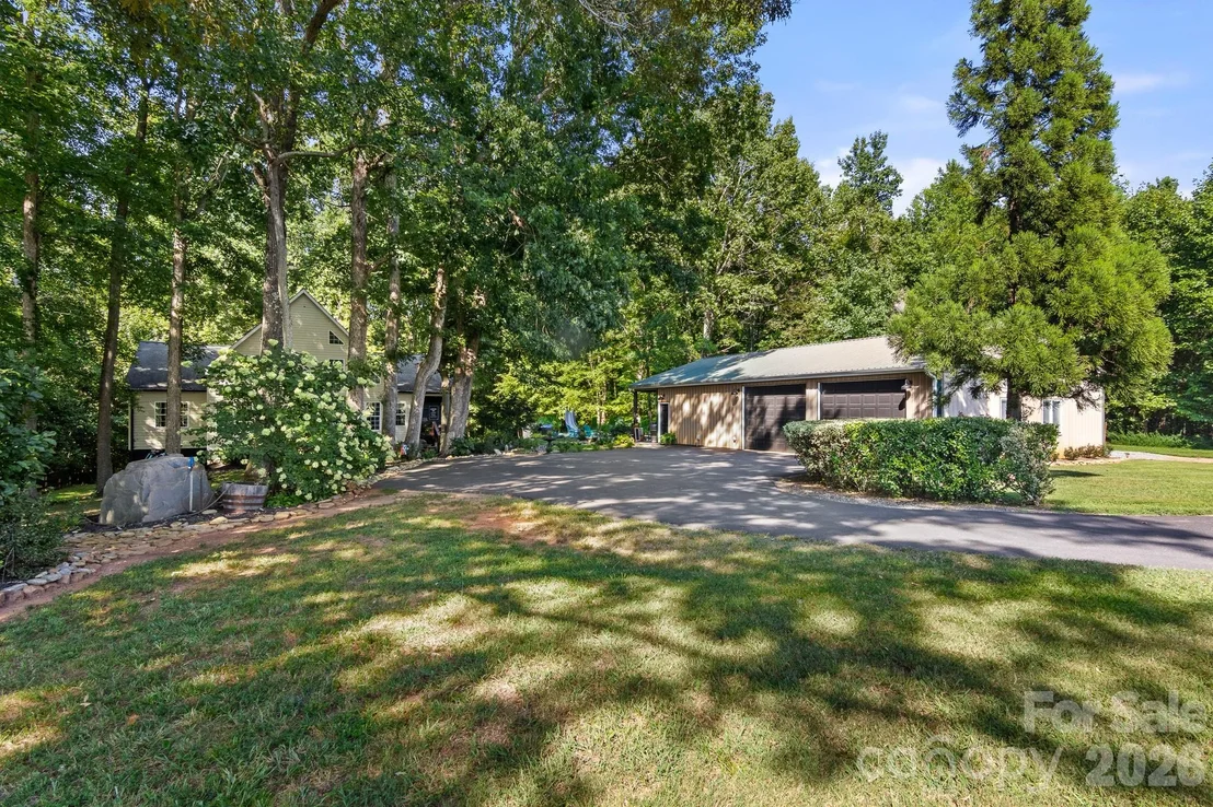 Photo of 613 Perry Road