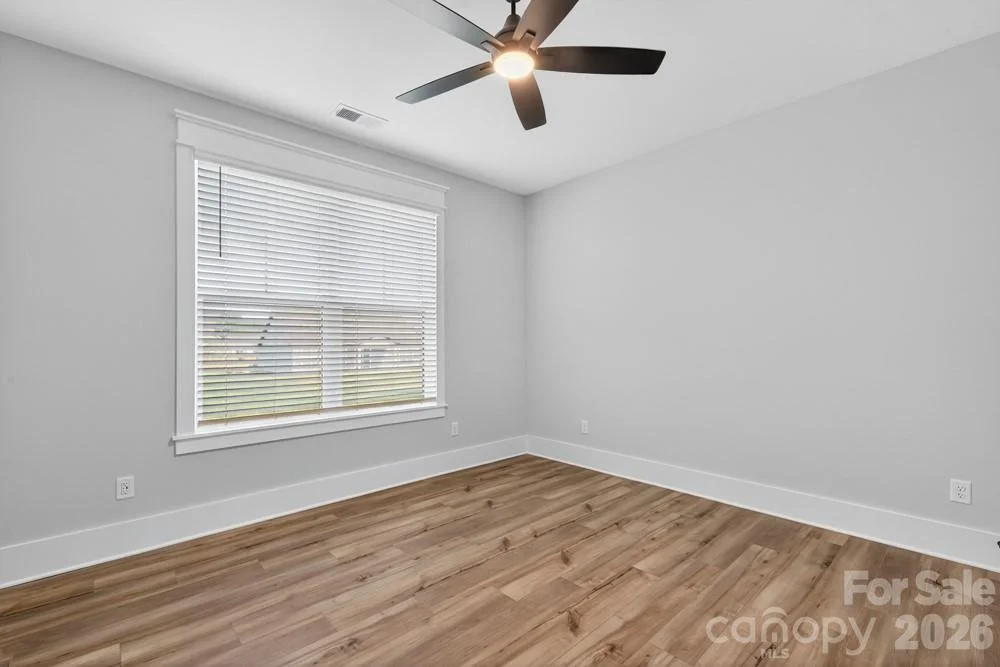 Photo of 1652 Dresden Drive