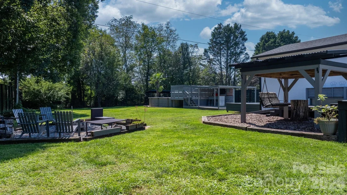 Photo of 5795 Valley Field Road