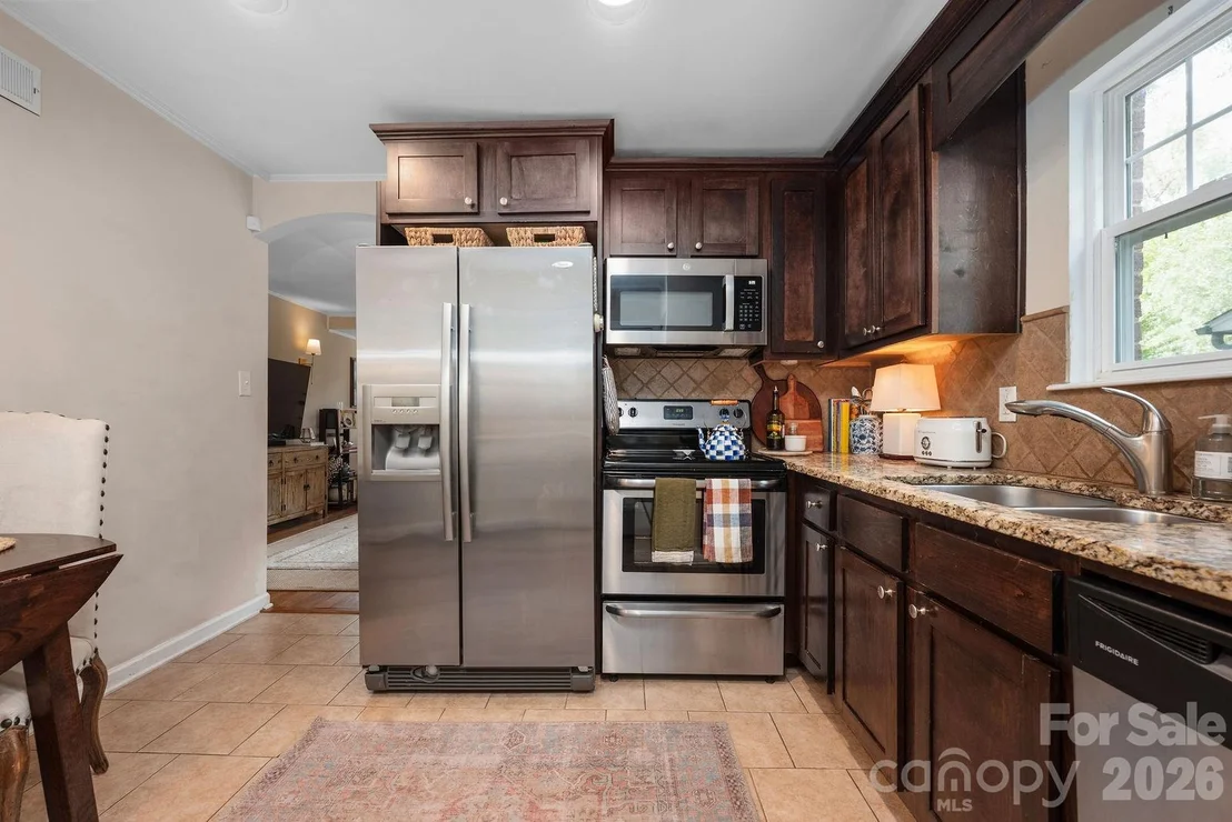 Photo of 4805 Murrayhill Road