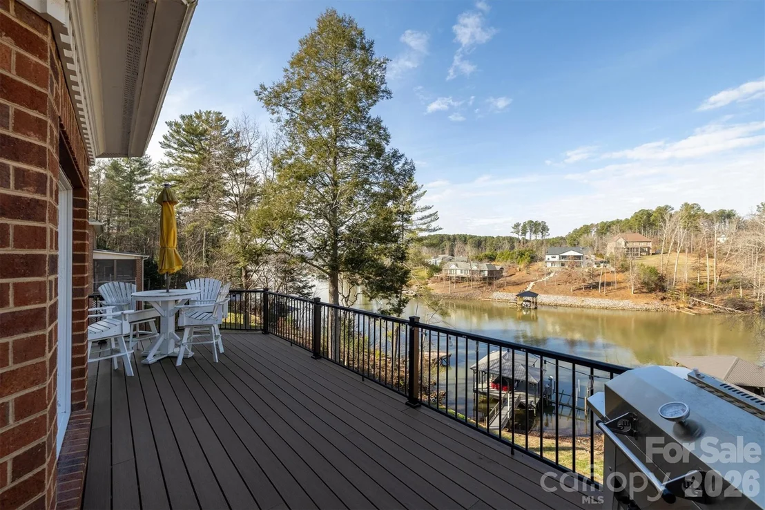 Photo of 46 Mariners Point Lane
