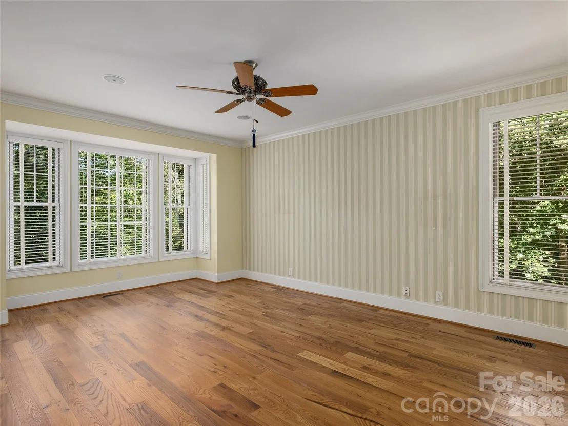 Photo of 620 N Highland Road