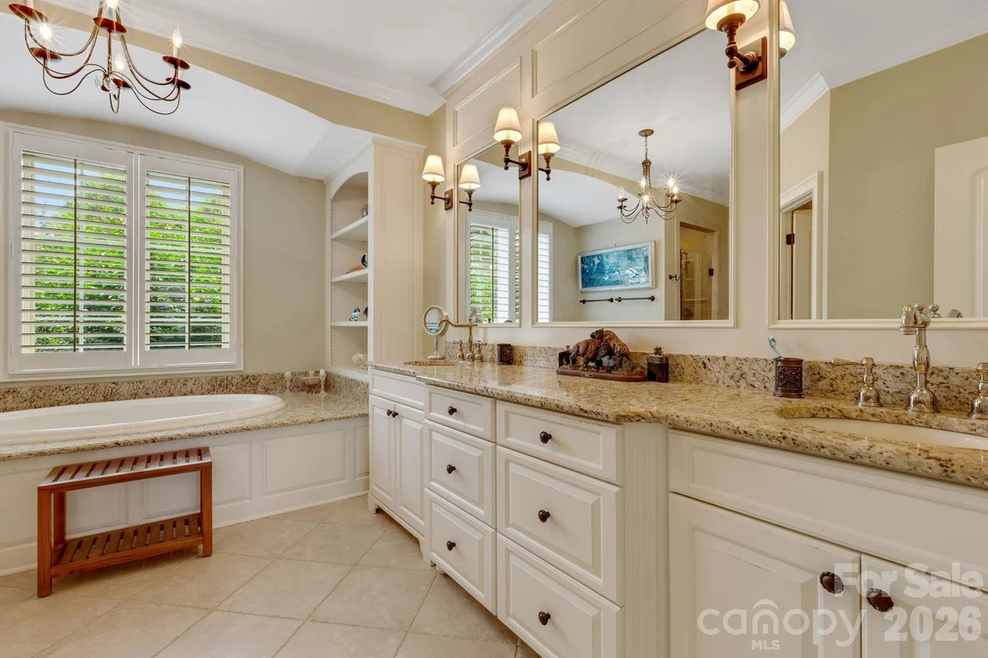 Photo of 340 Harrison Road