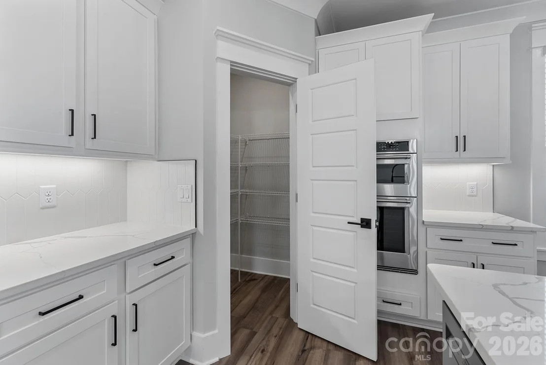 Photo of 1640 Dresden Drive